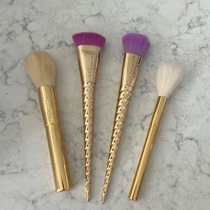 Trate brushes